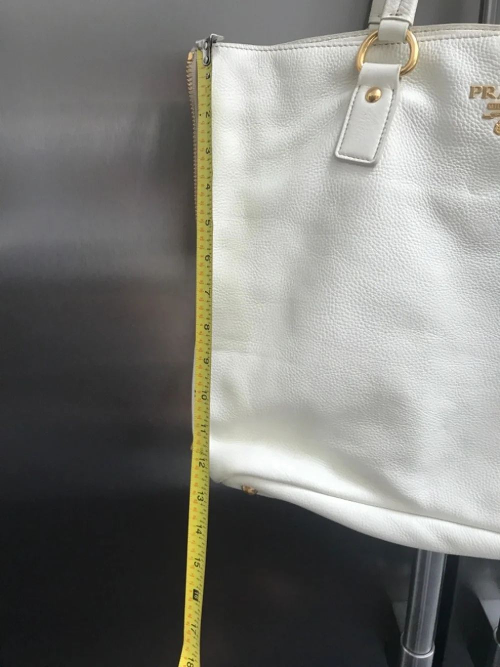 Prada Off-White Leather Tote/Shopper